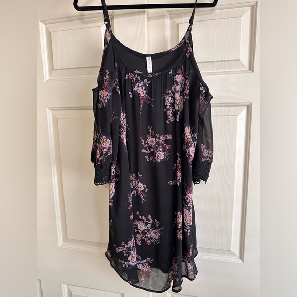 Xhilaration Off the Shoulder Dress - Picture 1 of 5